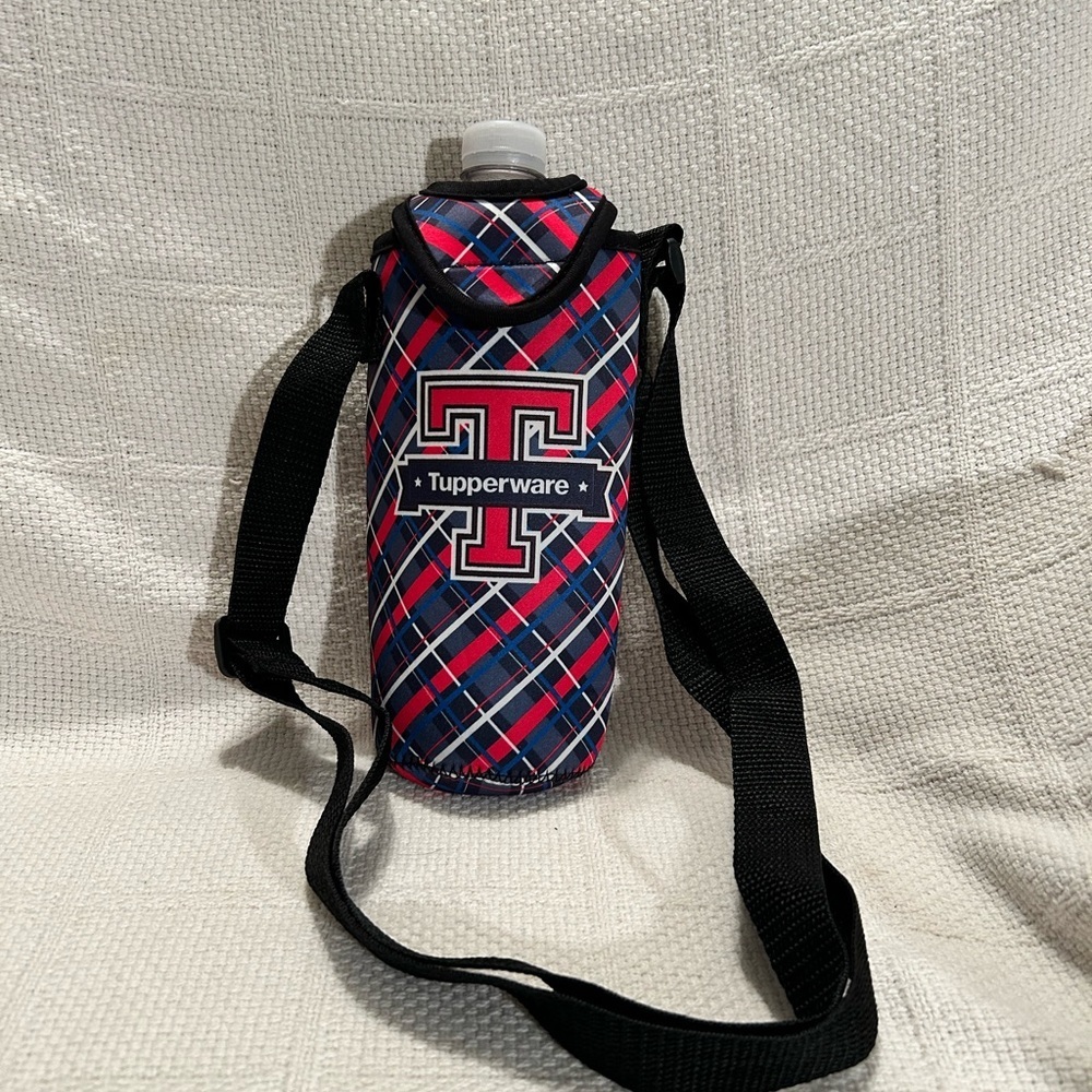 Tupperware Blue and Red Plaid Bottle Carrier